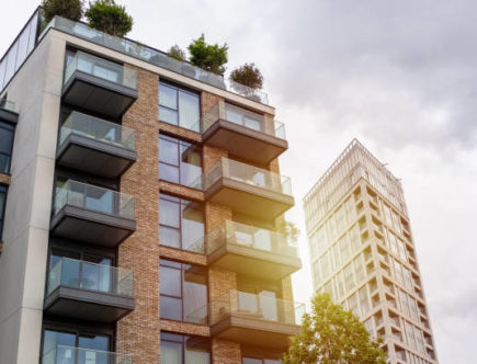 Choisir les bons éléments de décoration pour votre intérieur est essentiel pour créer un espace à la fois fonctionnel et esthétique.