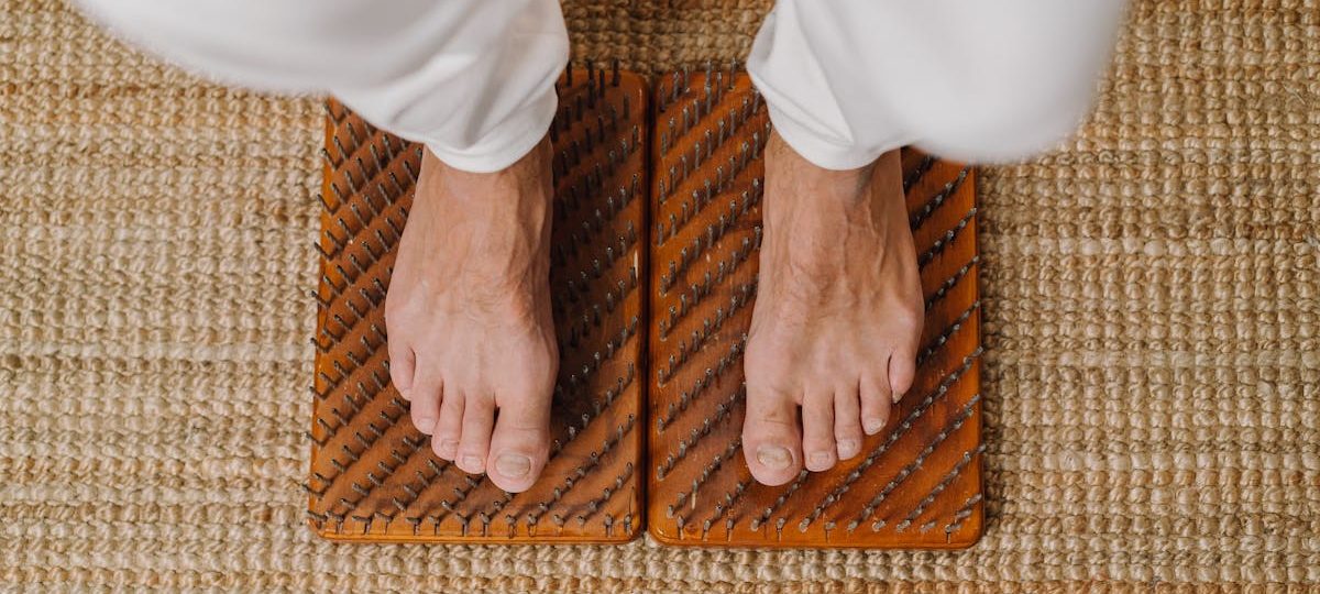 découvrez les bienfaits des tapis d'acupression, un outil révolutionnaire pour soulager le stress, améliorer la circulation sanguine et favoriser la détente. idéal pour une relaxation à domicile, ces tapis stimulent les points d'acupression du corps pour un bien-être optimal.