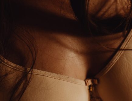 découvrez les dernières tendances en lingerie pour sublimer votre intimité. explorez des styles variés, des matières délicates et des coupes audacieuses qui allient confort et élégance. restez à la pointe de la mode en matière de sous-vêtements et révélez votre féminité avec nos conseils et inspirations.