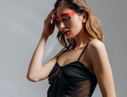 découvrez les dernières tendances en lingerie pour cette saison, alliant confort et élégance. inspirez-vous des styles modernes et audacieux qui mettent en valeur votre féminité tout en restant à la pointe de la mode.