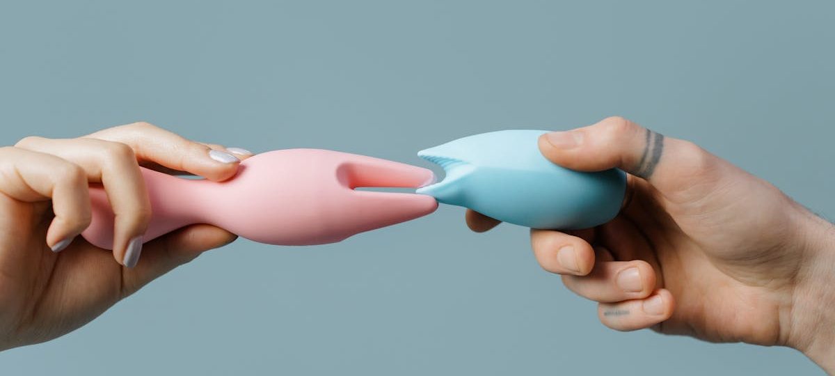 découvrez notre sélection de sextoys pour pimenter votre vie intime. que vous soyez débutant ou expérimenté, trouvez l'accessoire idéal pour explorer vos désirs et vivre des moments de plaisir inoubliables.