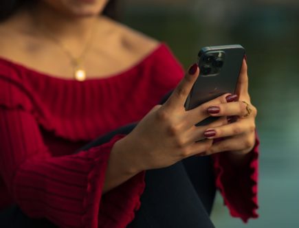 découvrez le womanizer, un stimulateur clitoridien innovant qui offre des sensations intenses et uniques. avec sa technologie de succion douce et ses multiples programmes, il est conçu pour sublimer vos moments d'intimité et vous aider à atteindre le plaisir ultime. explorez votre sensualité en toute confiance grâce à cet appareil révolutionnaire.