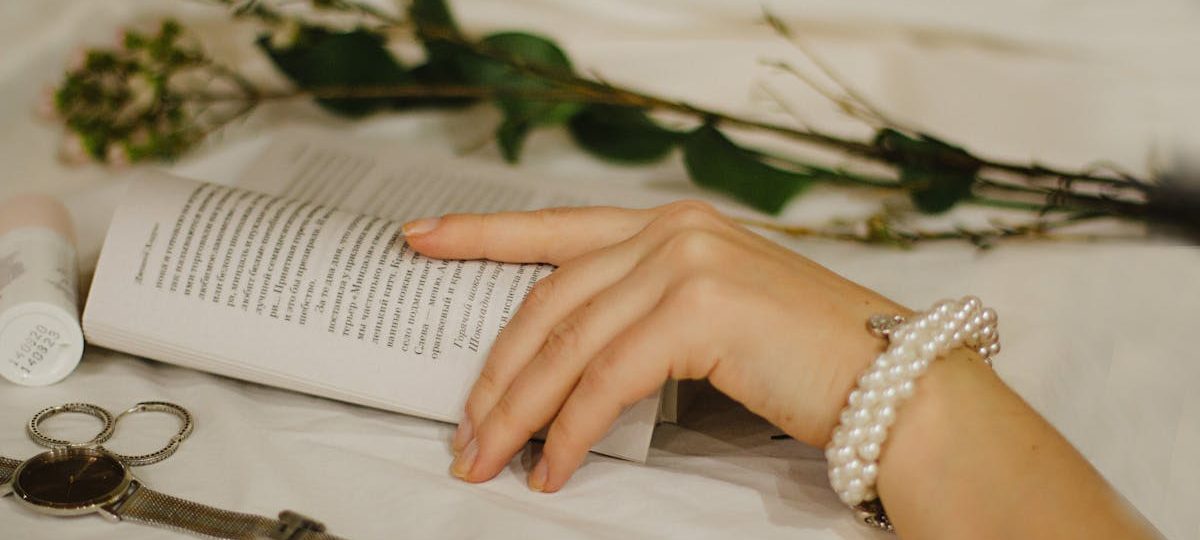 découvrez une collection unique d'accessoires de mode russes, fusionnant tradition et modernité. explorez des pièces artisanales raffinées qui ajoutent une touche d'élégance à votre style.