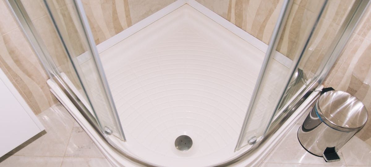 découvrez notre gamme d'accessoires de douche, conçus pour améliorer votre expérience sous la douche. que ce soit des porte-savons, des rideaux de douche ou des supports de douche, trouvez tout ce dont vous avez besoin pour une salle de bain stylée et fonctionnelle.