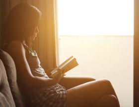 découvrez notre gamme de produits pour garder vos mains agréablement au chaud tout l'hiver. que ce soit des gants en laine, des chauffe-mains ou des crèmes hydratantes, trouvez la solution idéale pour des mains douillettes et protégées contre le froid.