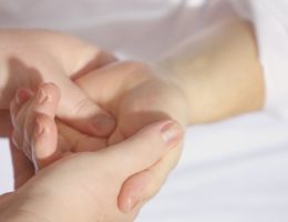 découvrez l'univers du bien-être avec nos conseils et astuces pour promouvoir une vie saine et équilibrée. explorez des techniques de relaxation, des pratiques sportives et des conseils nutritionnels pour nourrir votre corps et apaiser votre esprit.