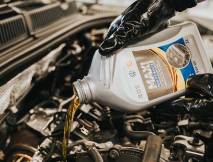 découvrez tous nos conseils et astuces pour l’entretien et la maintenance de votre automobile : révision, vidange, contrôle technique, changement de pièces et bonnes pratiques pour prolonger la durée de vie de votre véhicule.