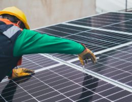 découvrez comment améliorer l'efficacité énergétique de votre maison ou entreprise grâce à des conseils, astuces et solutions innovantes pour réduire votre consommation et votre facture d'énergie.