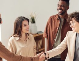 découvrez tout ce qu'il faut savoir sur l'entrepreneuriat : conseils, stratégies, exemples inspirants et ressources pour lancer et développer votre entreprise avec succès.