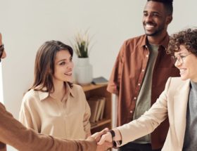 découvrez tout ce qu'il faut savoir sur l'entrepreneuriat : conseils, stratégies, exemples inspirants et ressources pour lancer et développer votre entreprise avec succès.