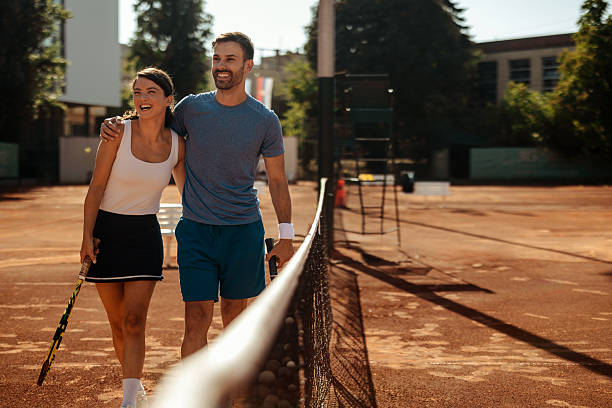 construction court de tennis en terre battue à Saint-Raphaël